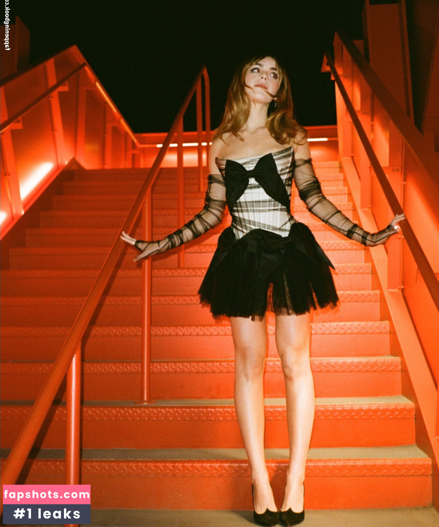 Kiernan Shipka gallery photo #107