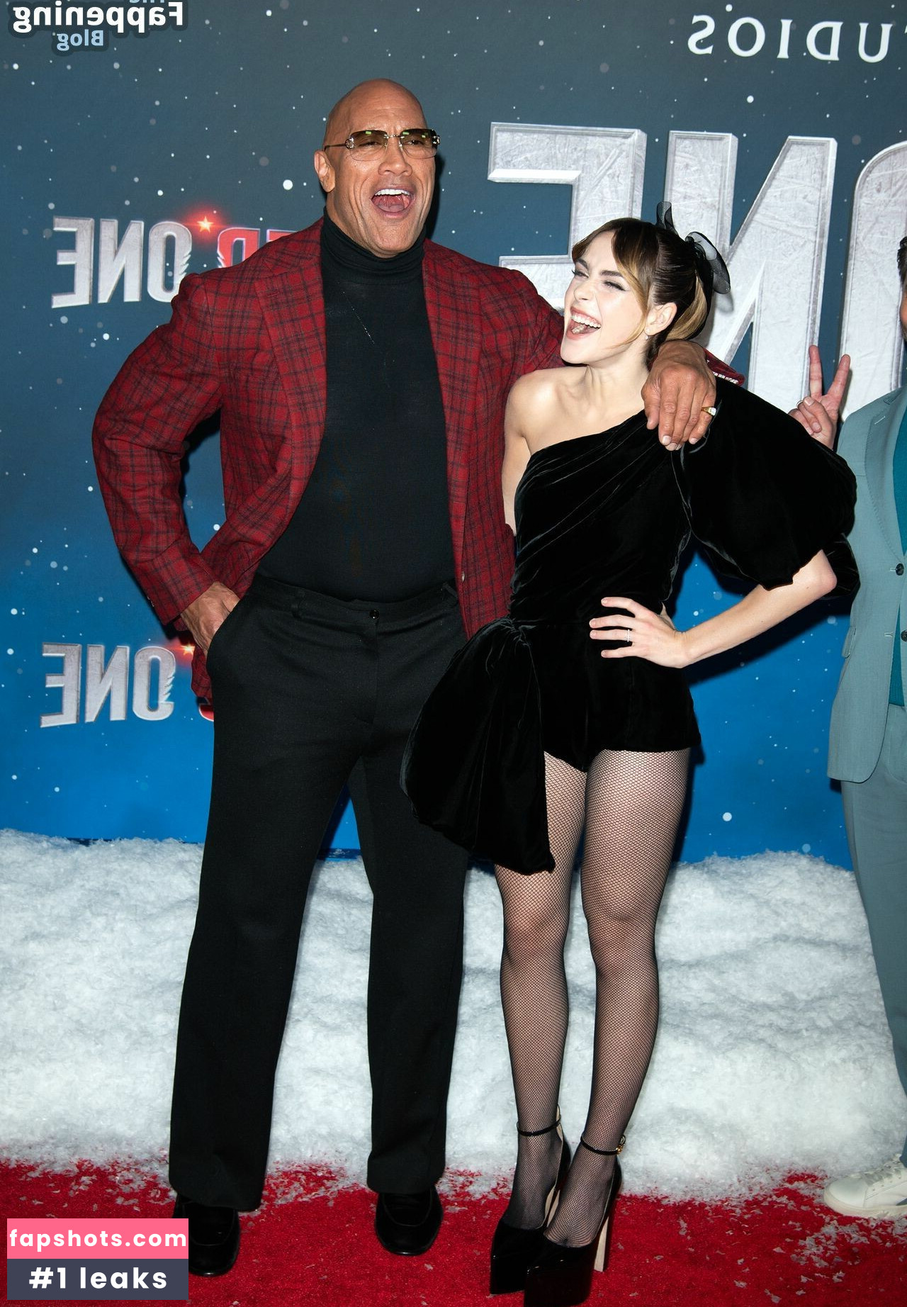 Kiernan Shipka gallery photo #120