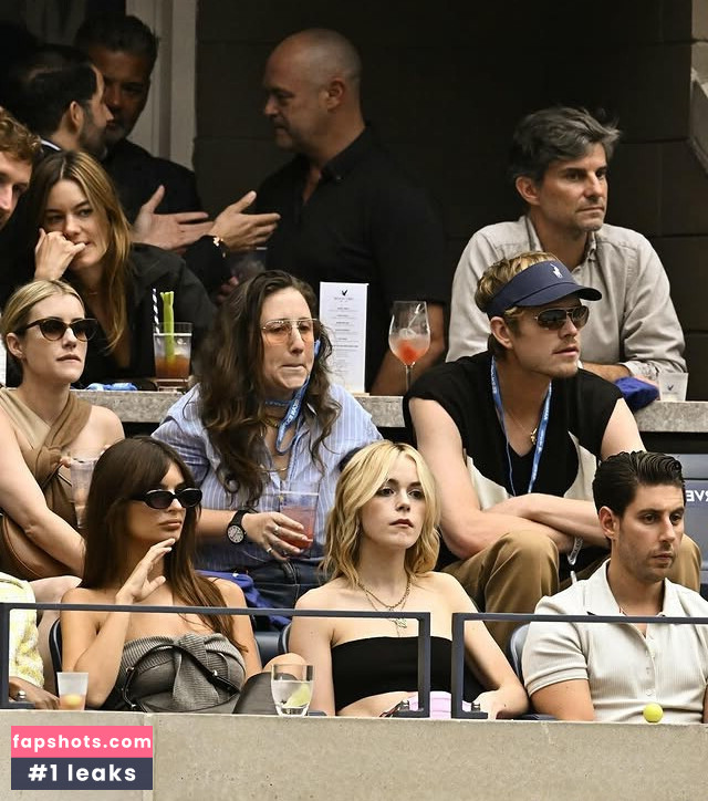 Kiernan Shipka gallery photo #15