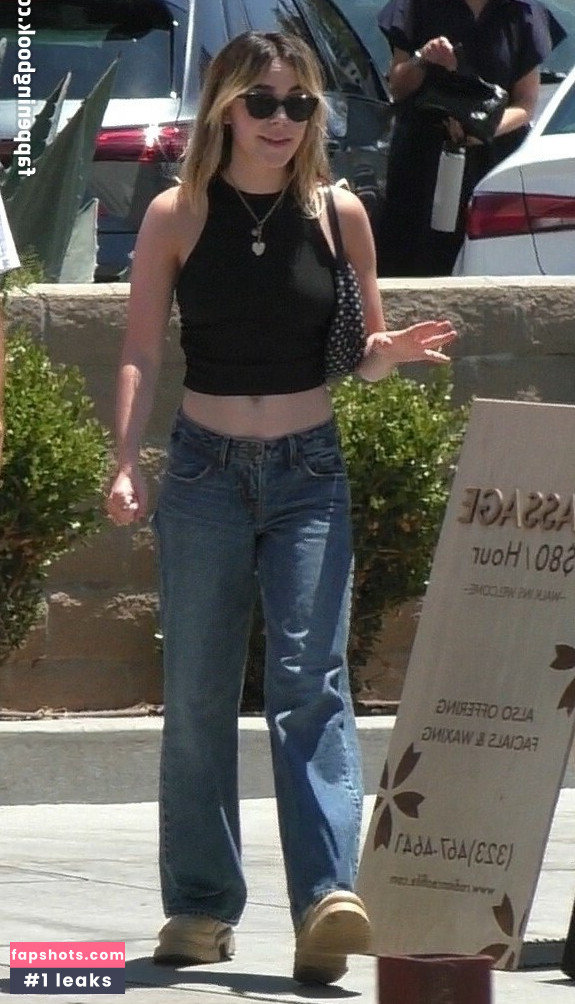 Kiernan Shipka gallery photo #300