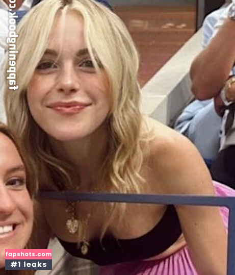 Kiernan Shipka gallery photo #302