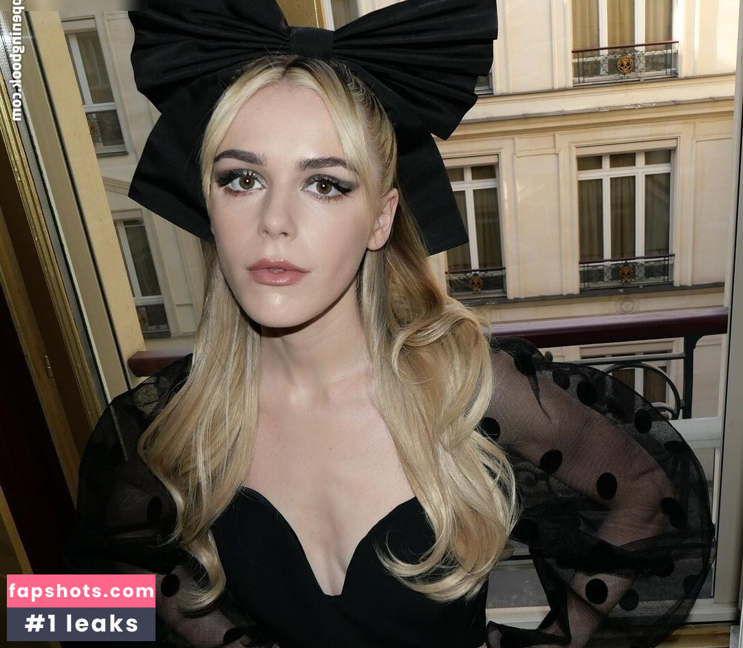 Kiernan Shipka gallery photo #313