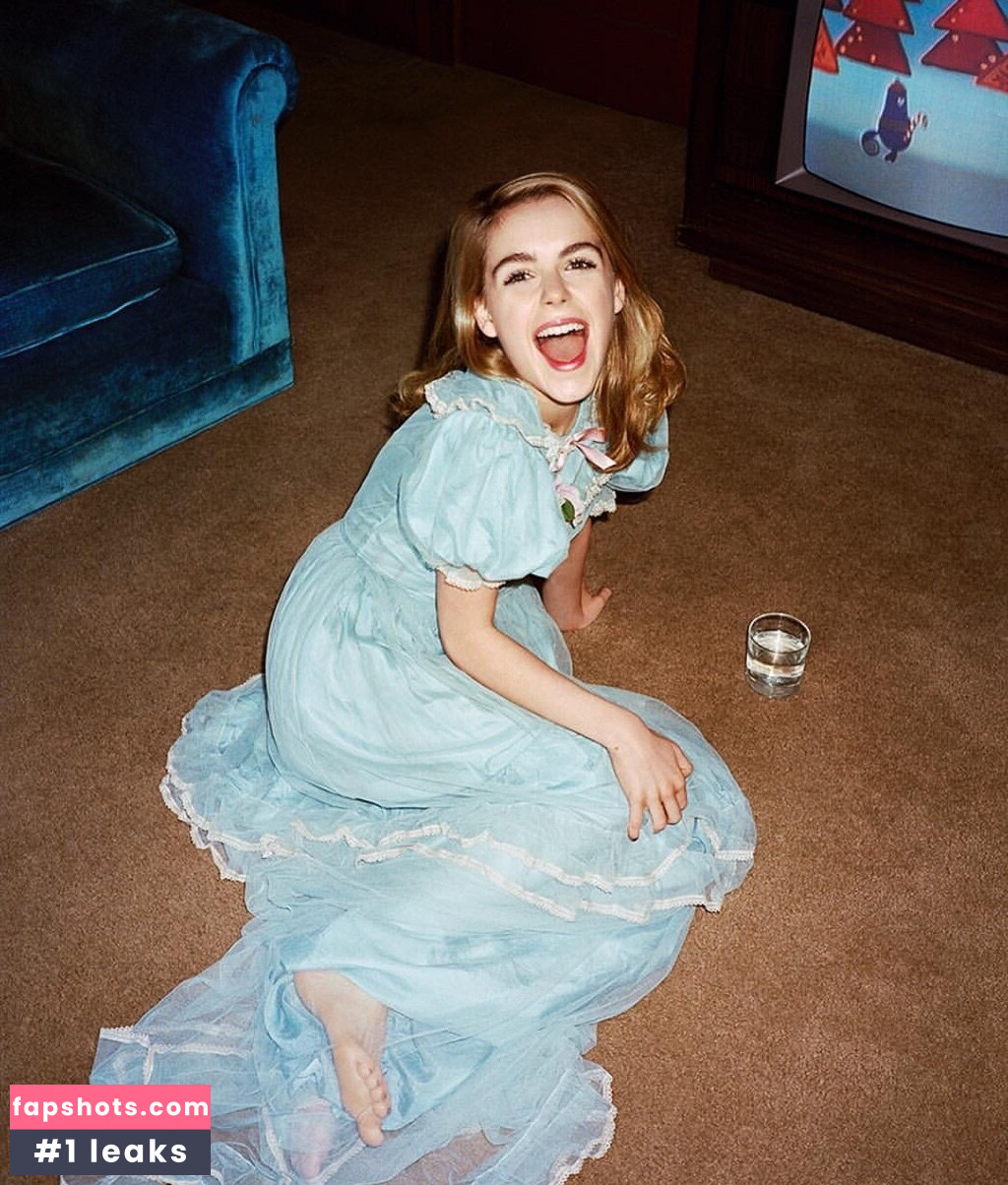 Kiernan Shipka gallery photo #330