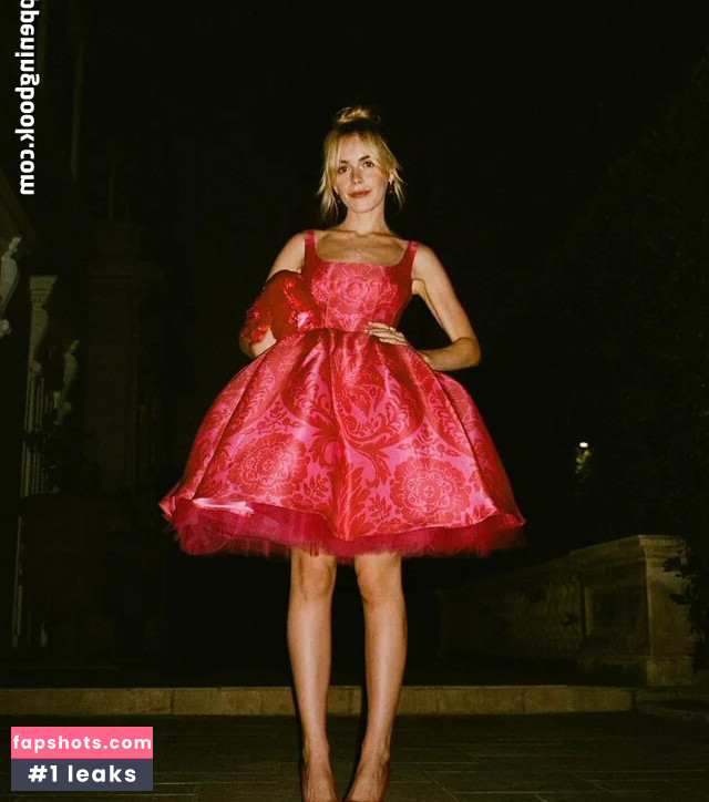 Kiernan Shipka gallery photo #367