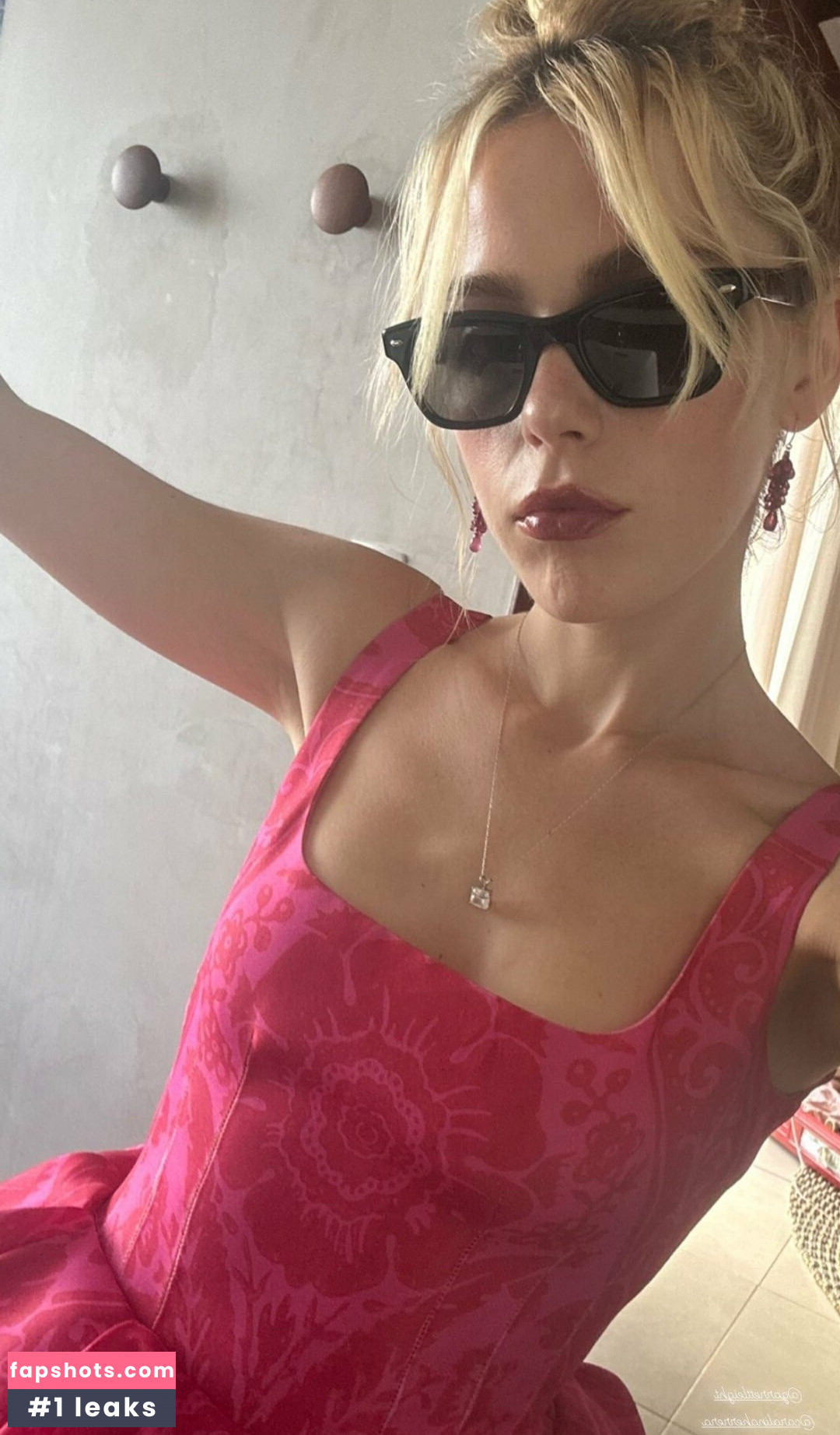 Kiernan Shipka gallery photo #381