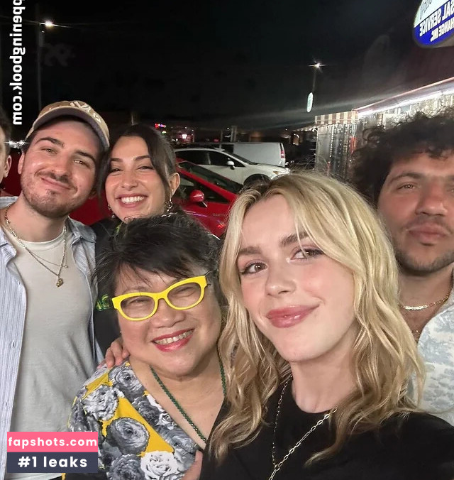 Kiernan Shipka gallery photo #430