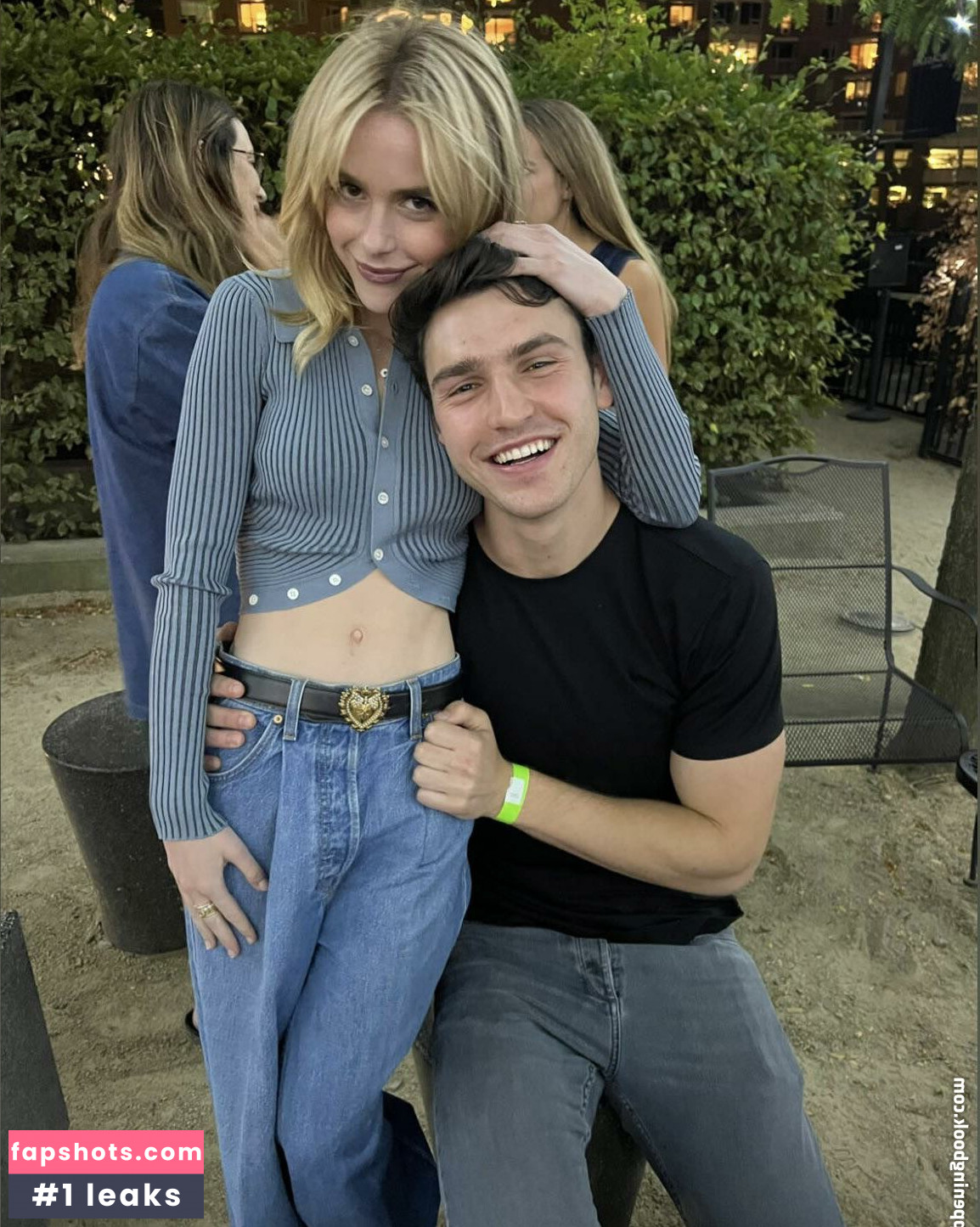 Kiernan Shipka gallery photo #466