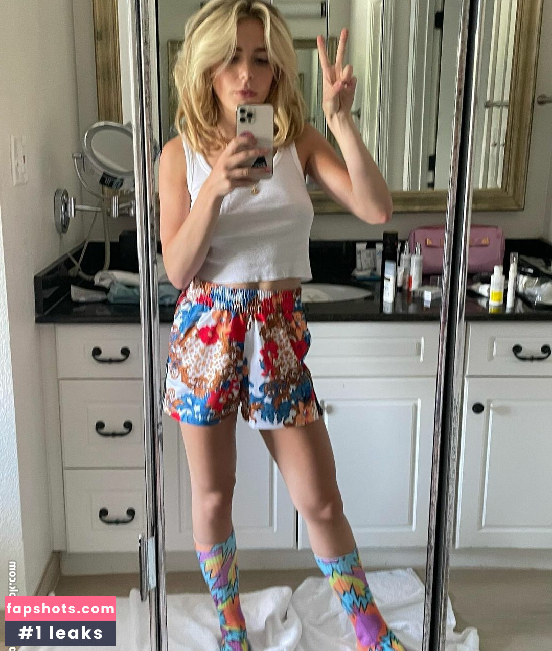 Kiernan Shipka gallery photo #468