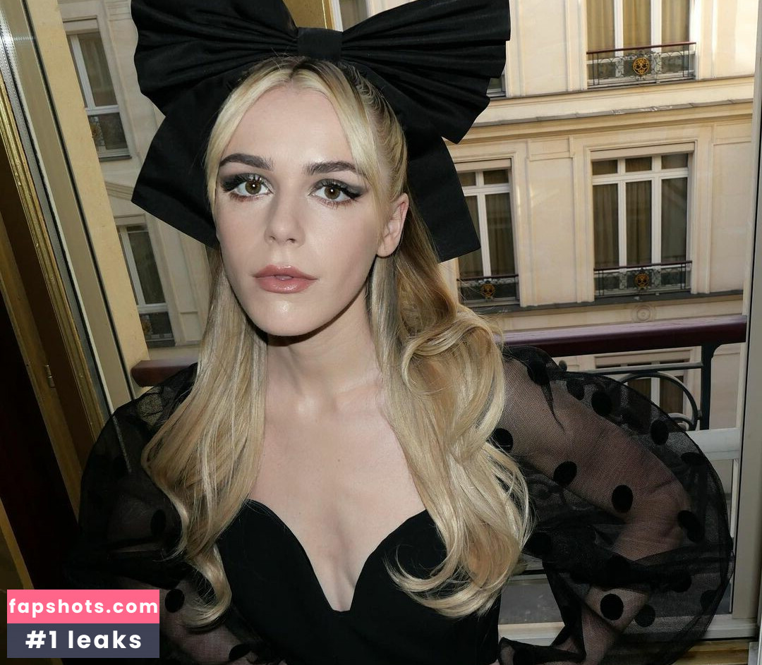 Kiernan Shipka gallery photo #495