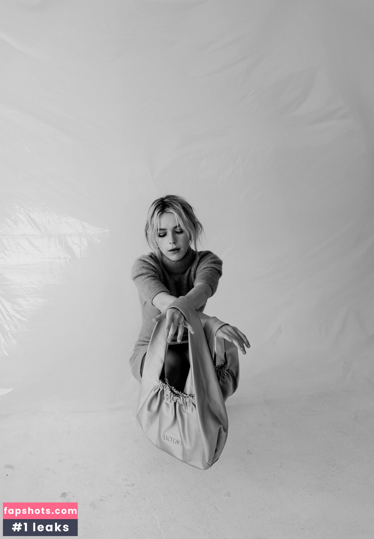 Kiernan Shipka gallery photo #54