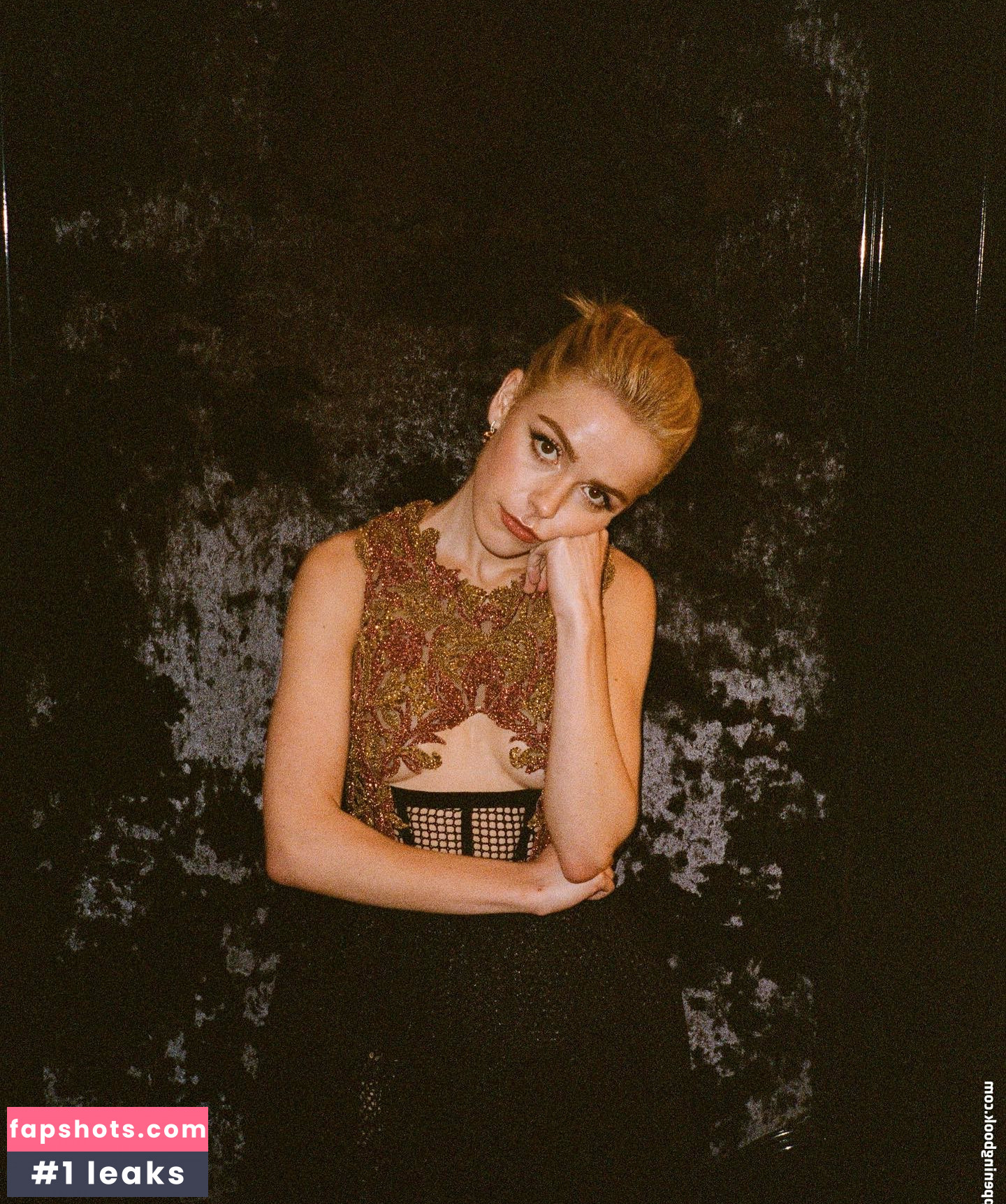 Kiernan Shipka gallery photo #566