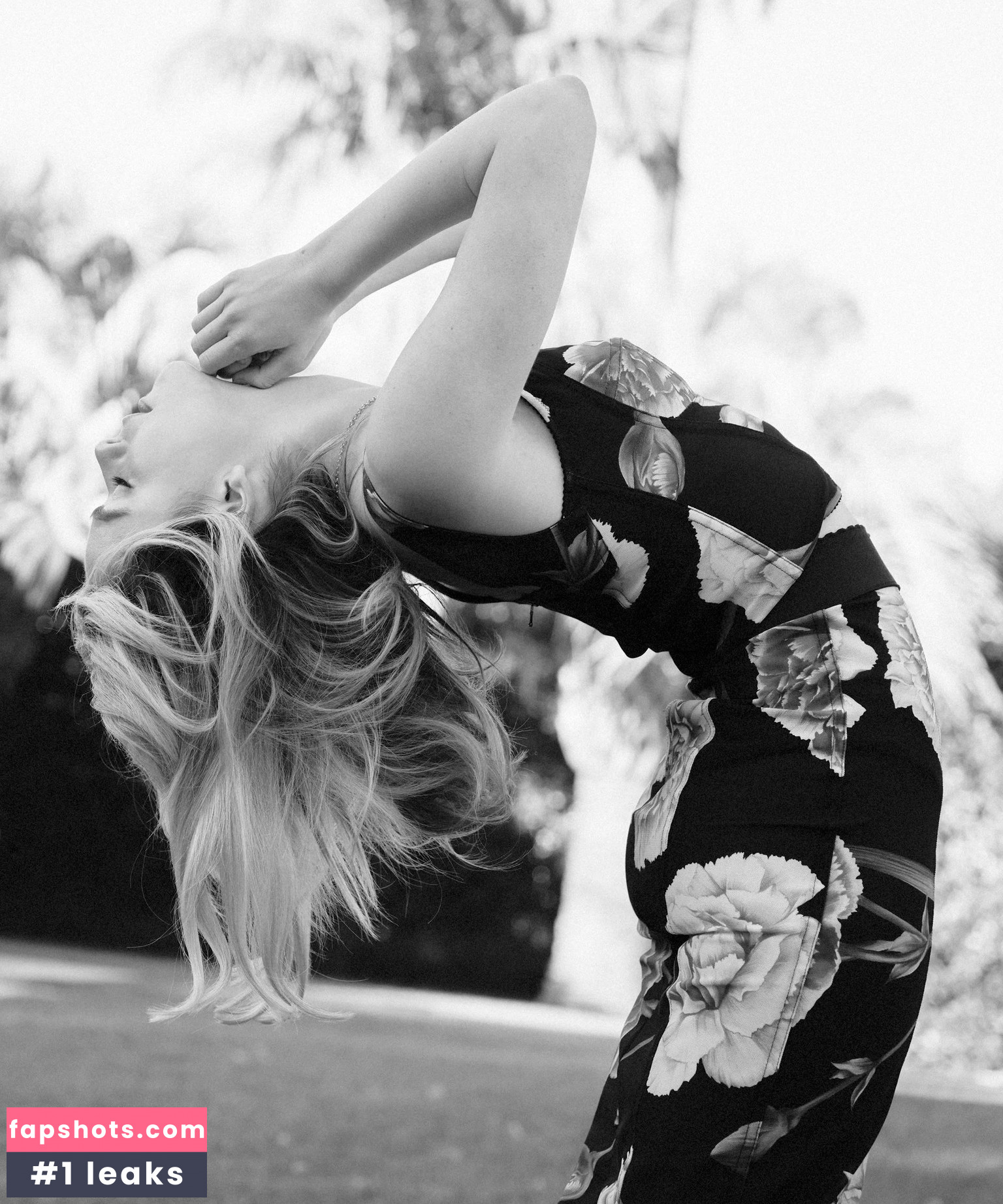 Kiernan Shipka gallery photo #574