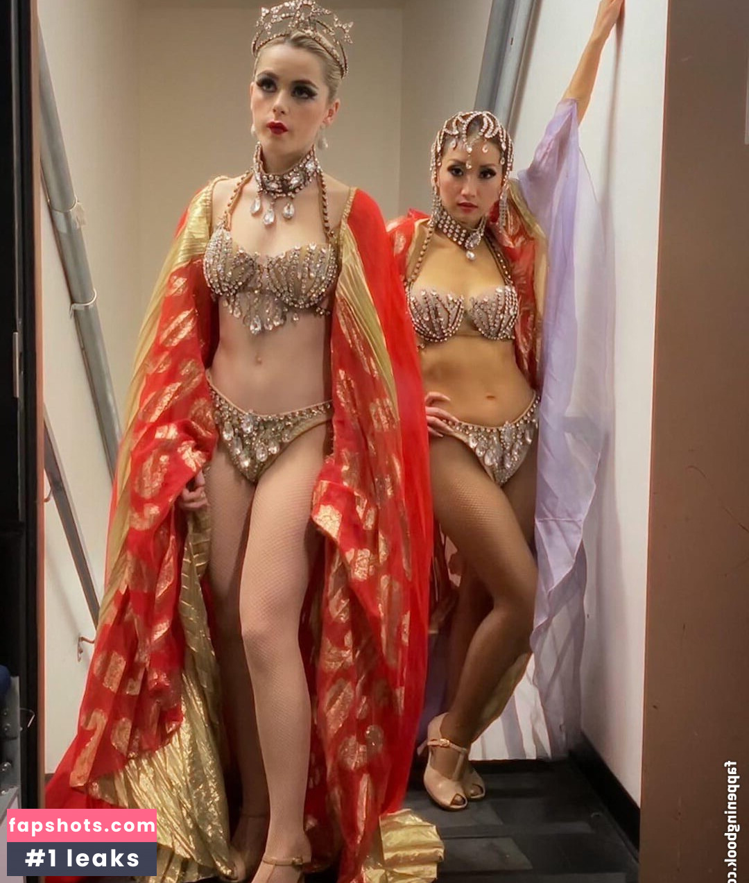 Kiernan Shipka gallery photo #71