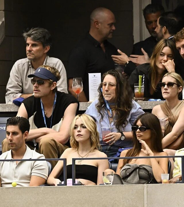 kiernan-shipka gallery photo #1018