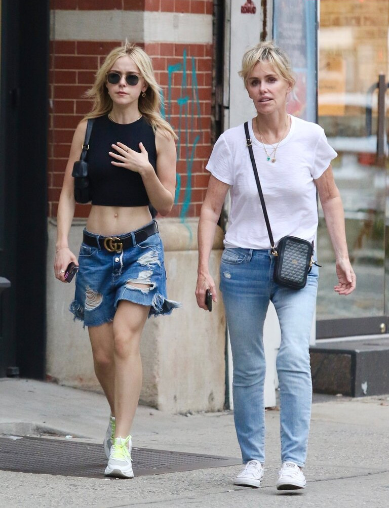 kiernan-shipka gallery photo #1032