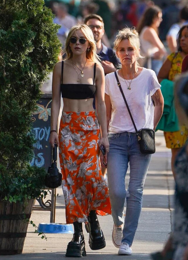 kiernan-shipka gallery photo #1037