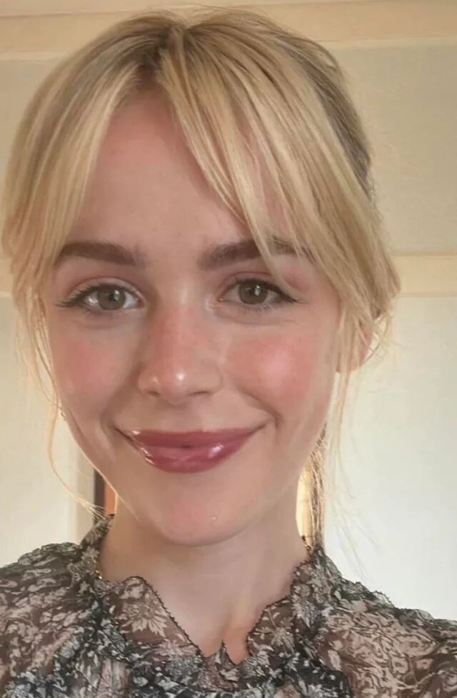 kiernan-shipka gallery photo #1058