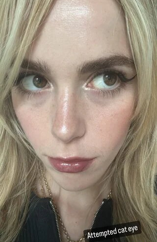 kiernan-shipka gallery photo #1062