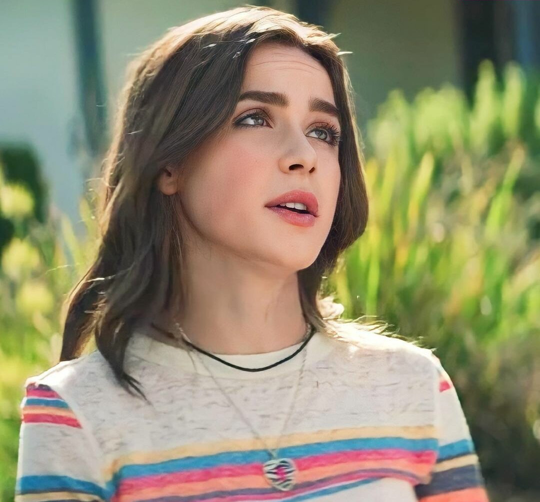 kiernan-shipka gallery photo #1090