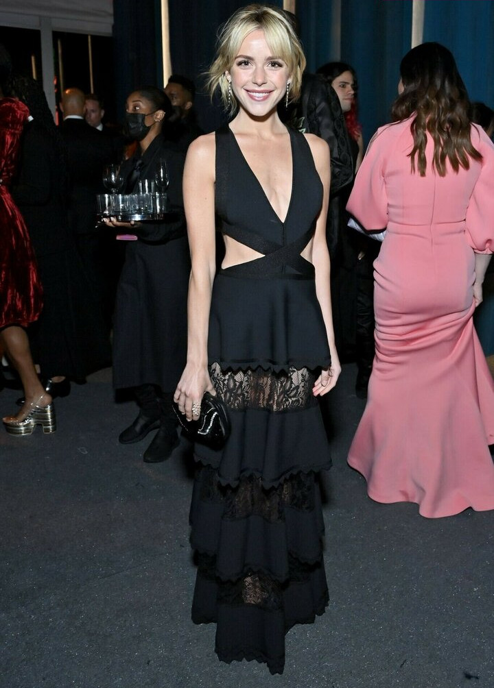 kiernan-shipka gallery photo #2049