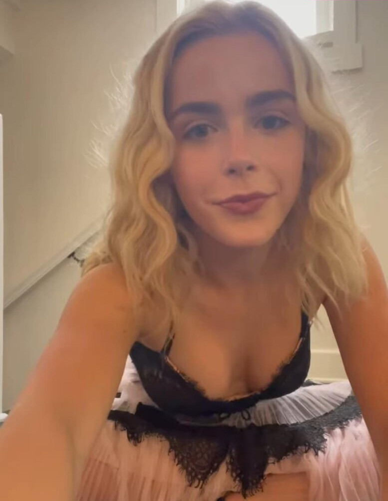 kiernan-shipka gallery photo #521