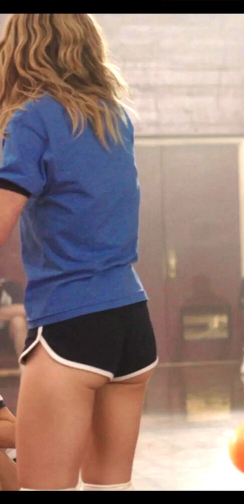 kiernan-shipka gallery photo #871