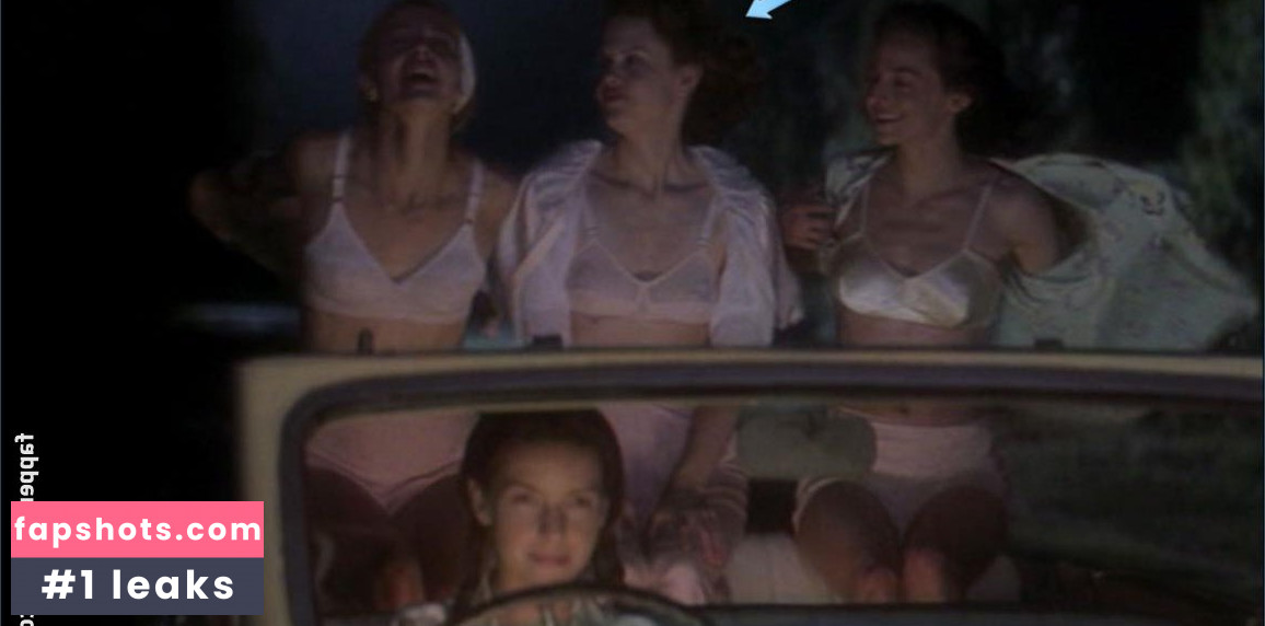 Kiersten Warren gallery photo #15