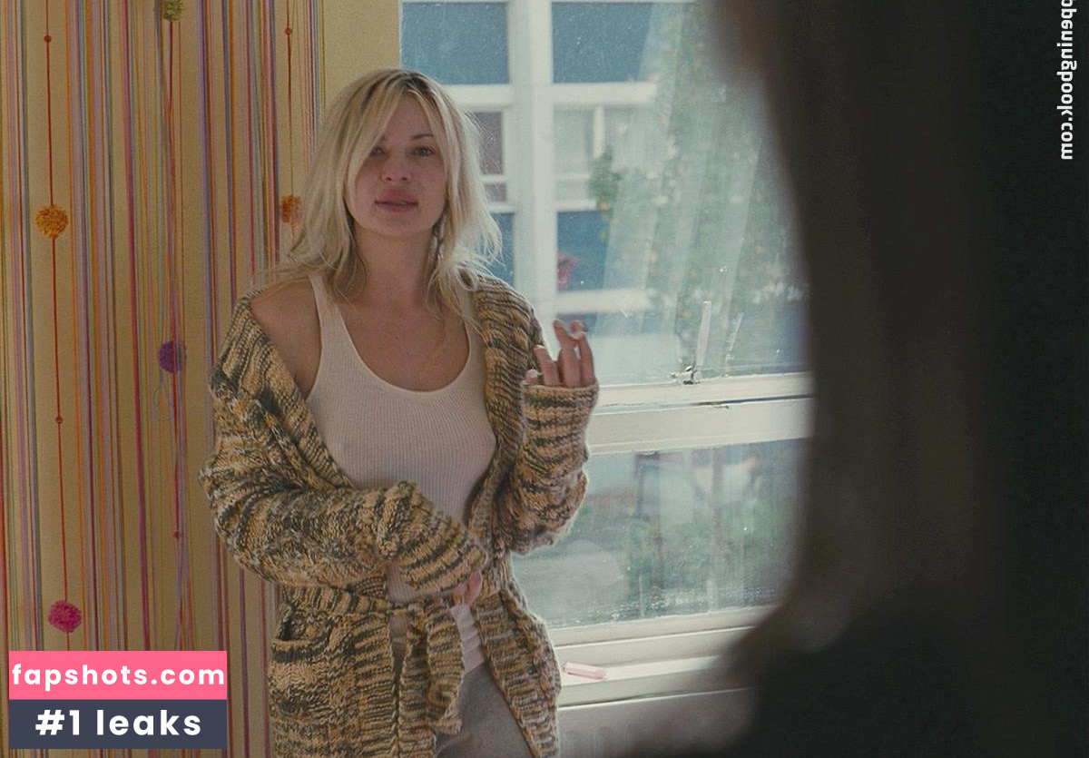 Kierston Wareing Nude Leaks OnlyFans Photos #37 - LeakJerk