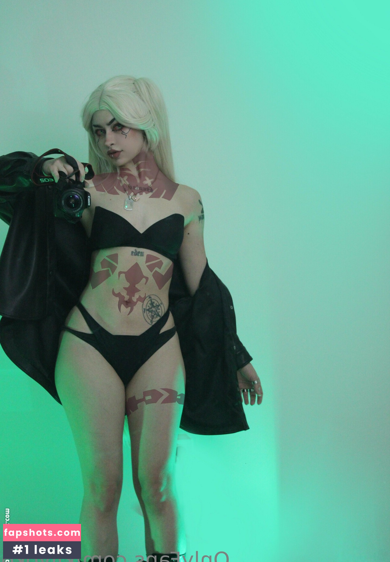 Kiiyoko gallery photo #11