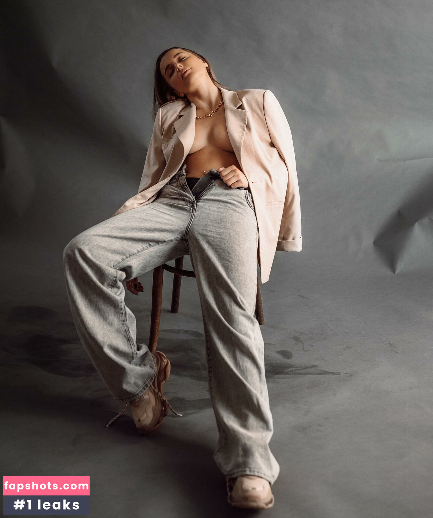 kika.durisova gallery photo #2