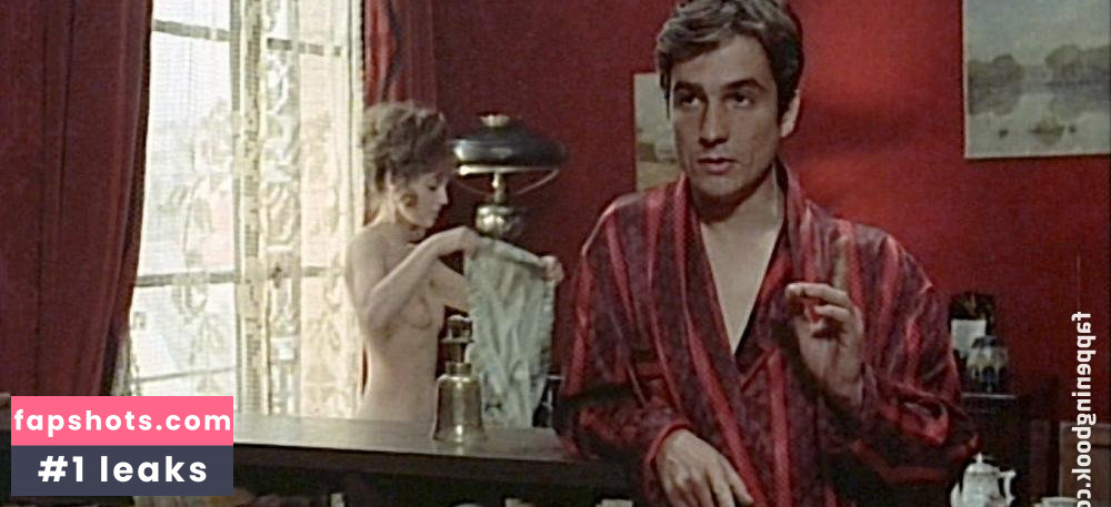 Kika Markham gallery photo #2