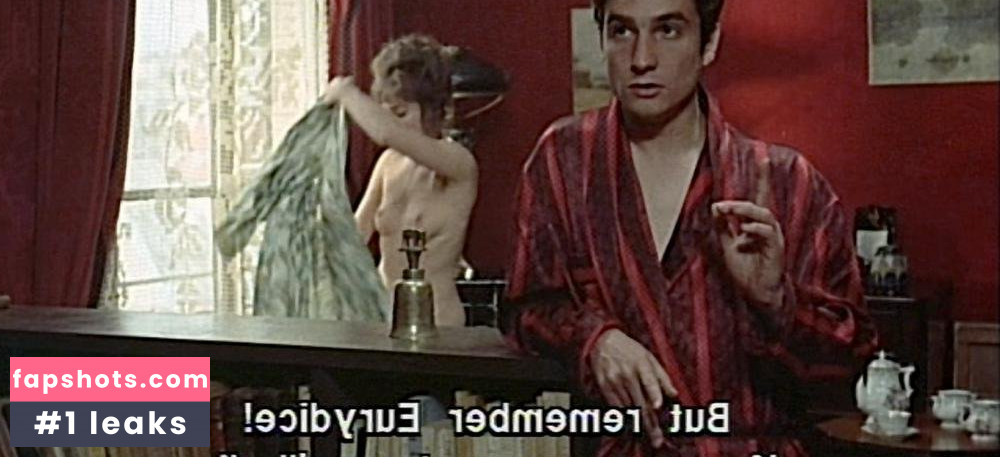 Kika Markham gallery photo #4