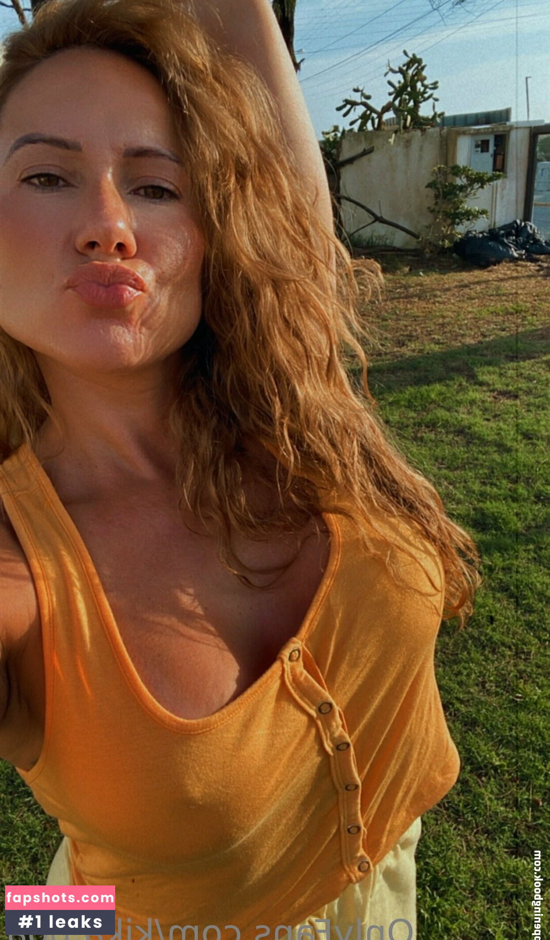 kika.poa gallery photo #25