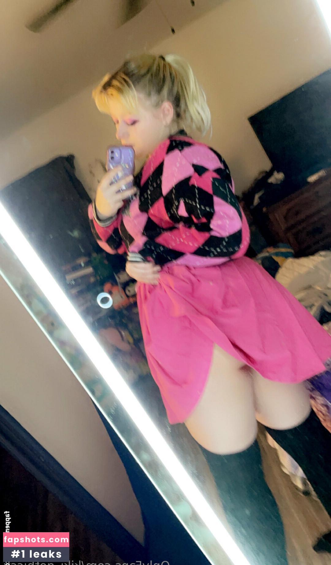 kiki_gothiccy Nude Leaks OnlyFans Photos #14 - LeakJerk