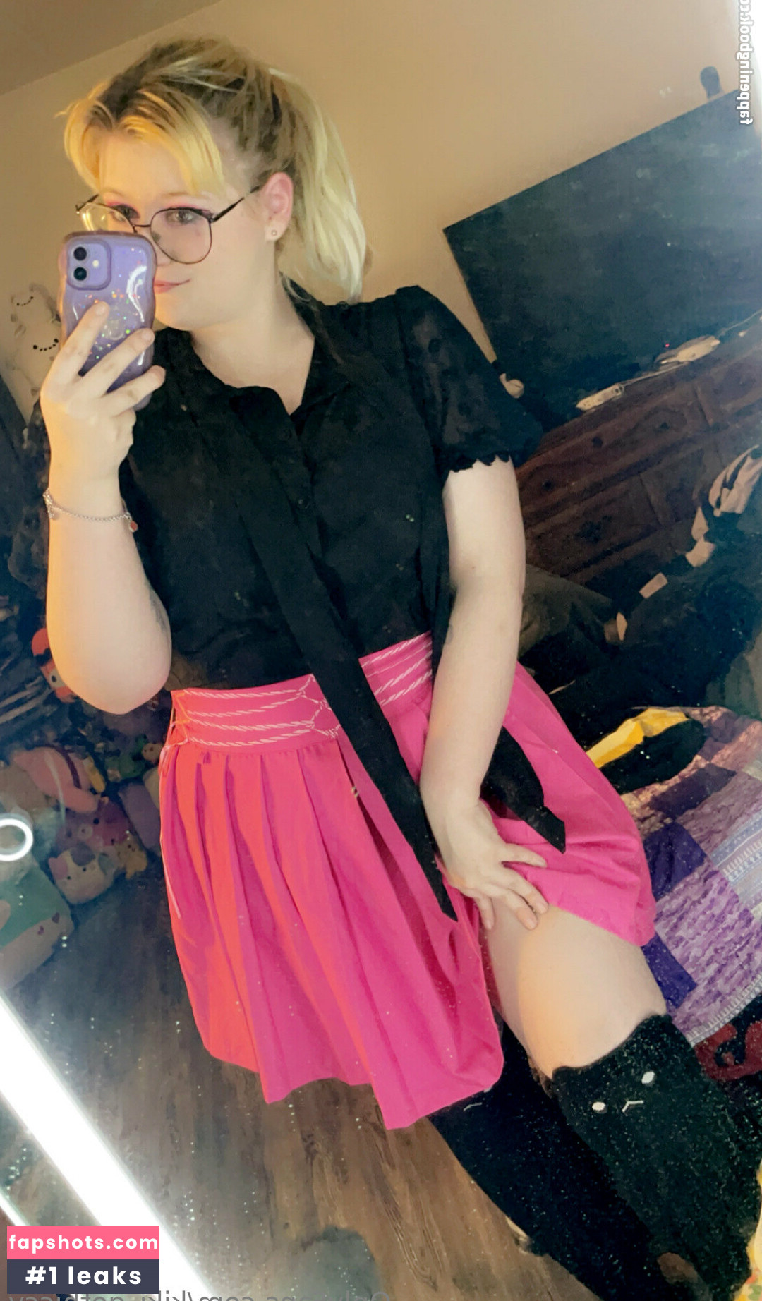 kiki_gothiccy Nude Leaks OnlyFans Photos #15 - LeakJerk