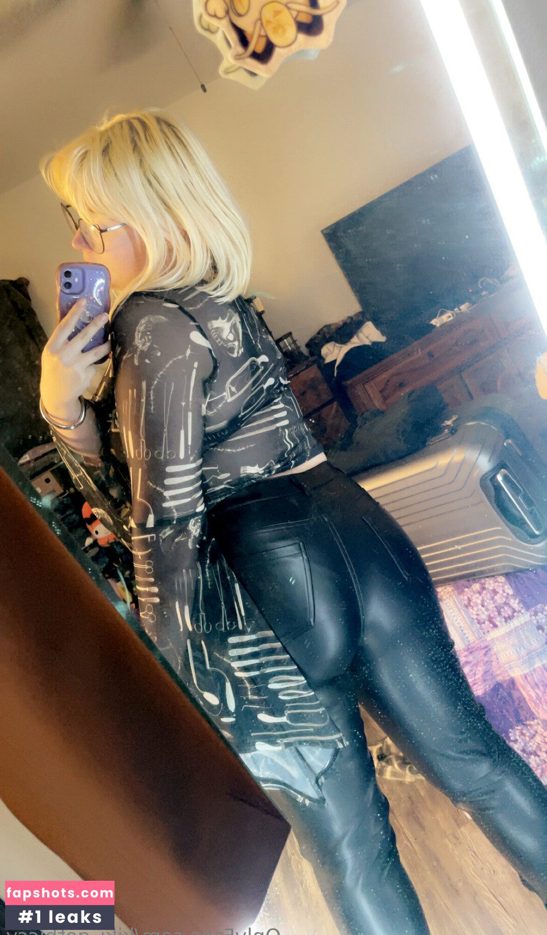 kiki_gothiccy Nude Leaks OnlyFans Photos #19 - LeakJerk