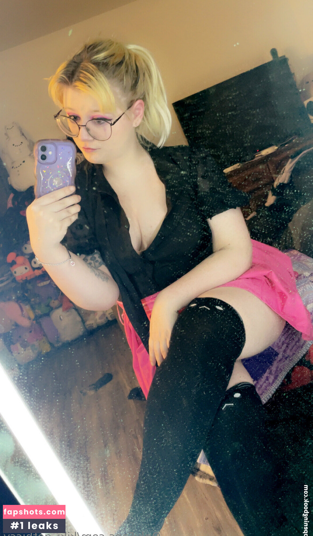 kiki_gothiccy Nude Leaks OnlyFans Photos #21 - LeakJerk