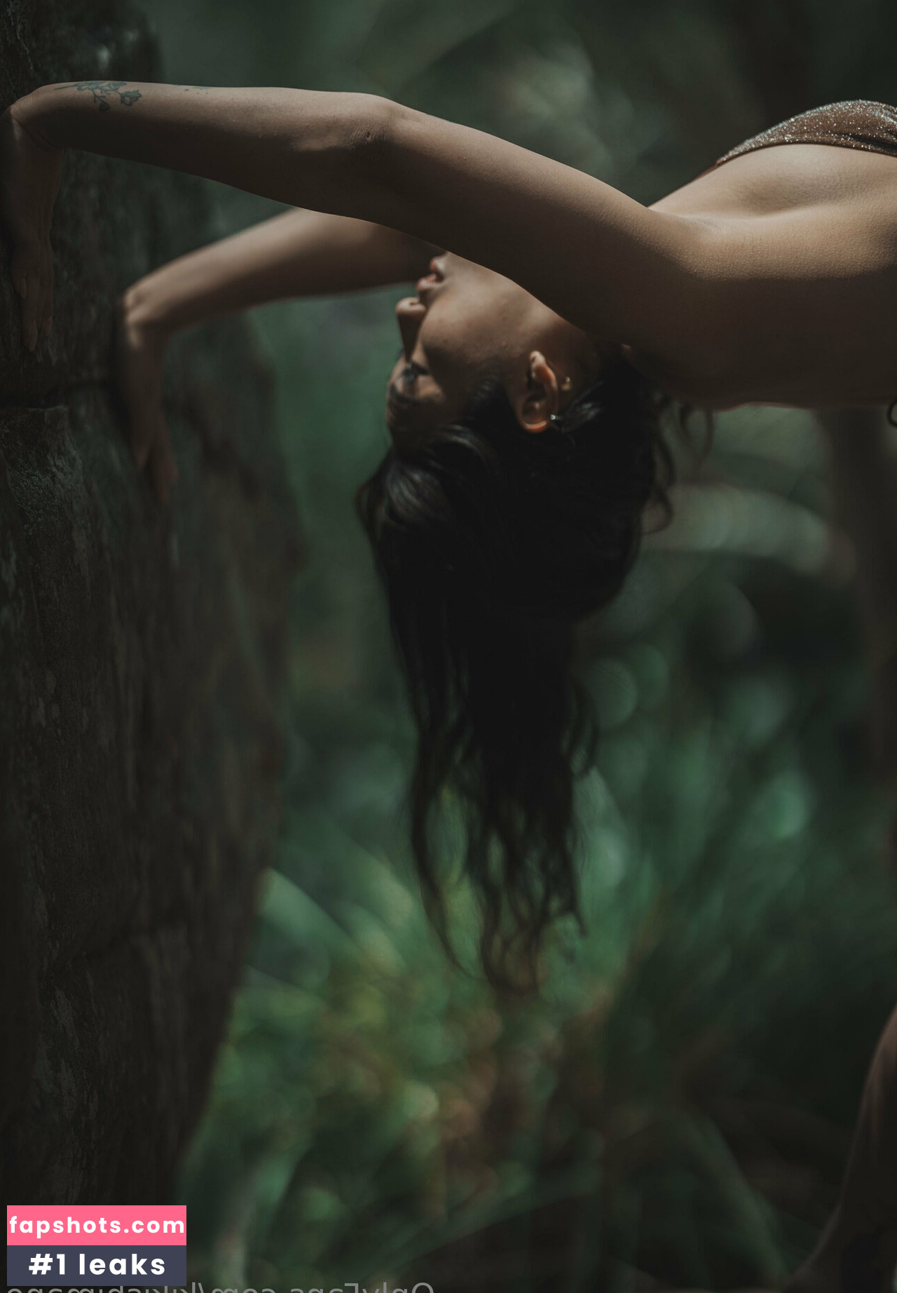 Kiki Shimano gallery photo #3