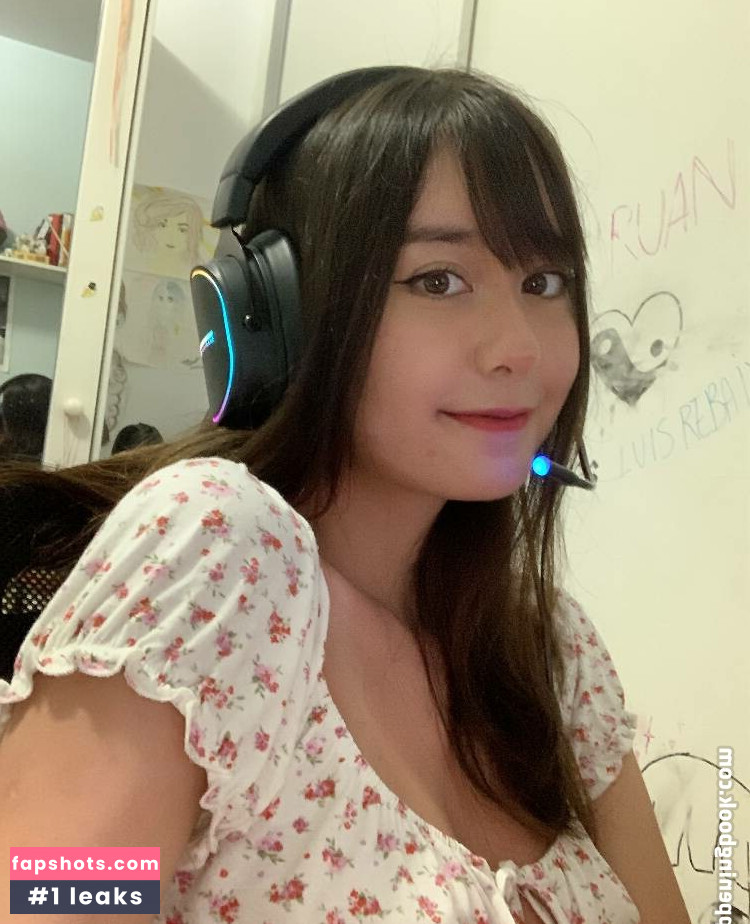 Kikira02 gallery photo #9