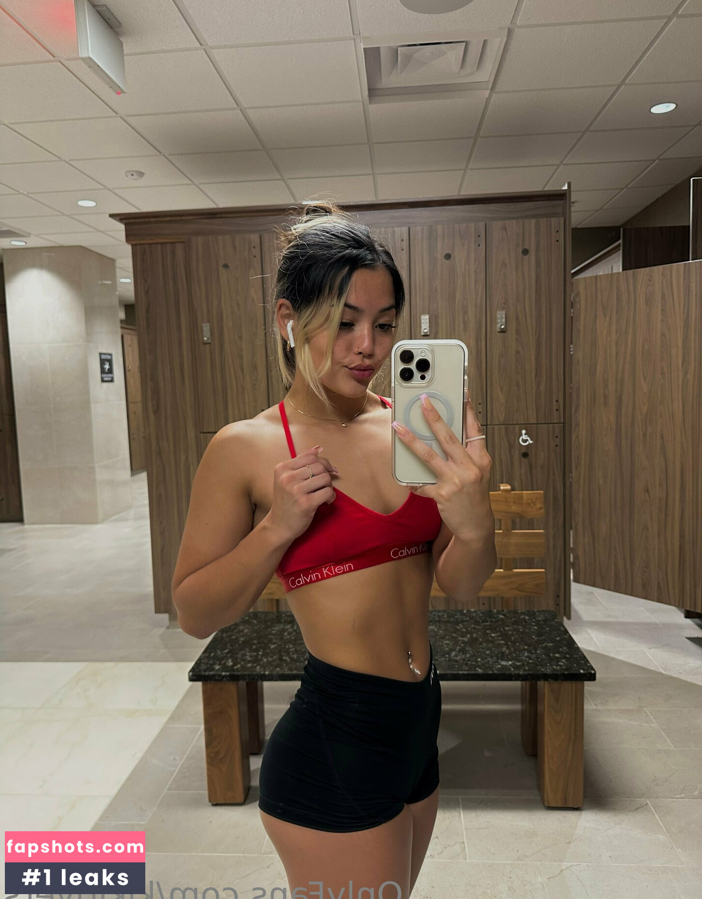 kikirivers Nahé úniky fotek pouze od fanoušků #16 - Fapshots