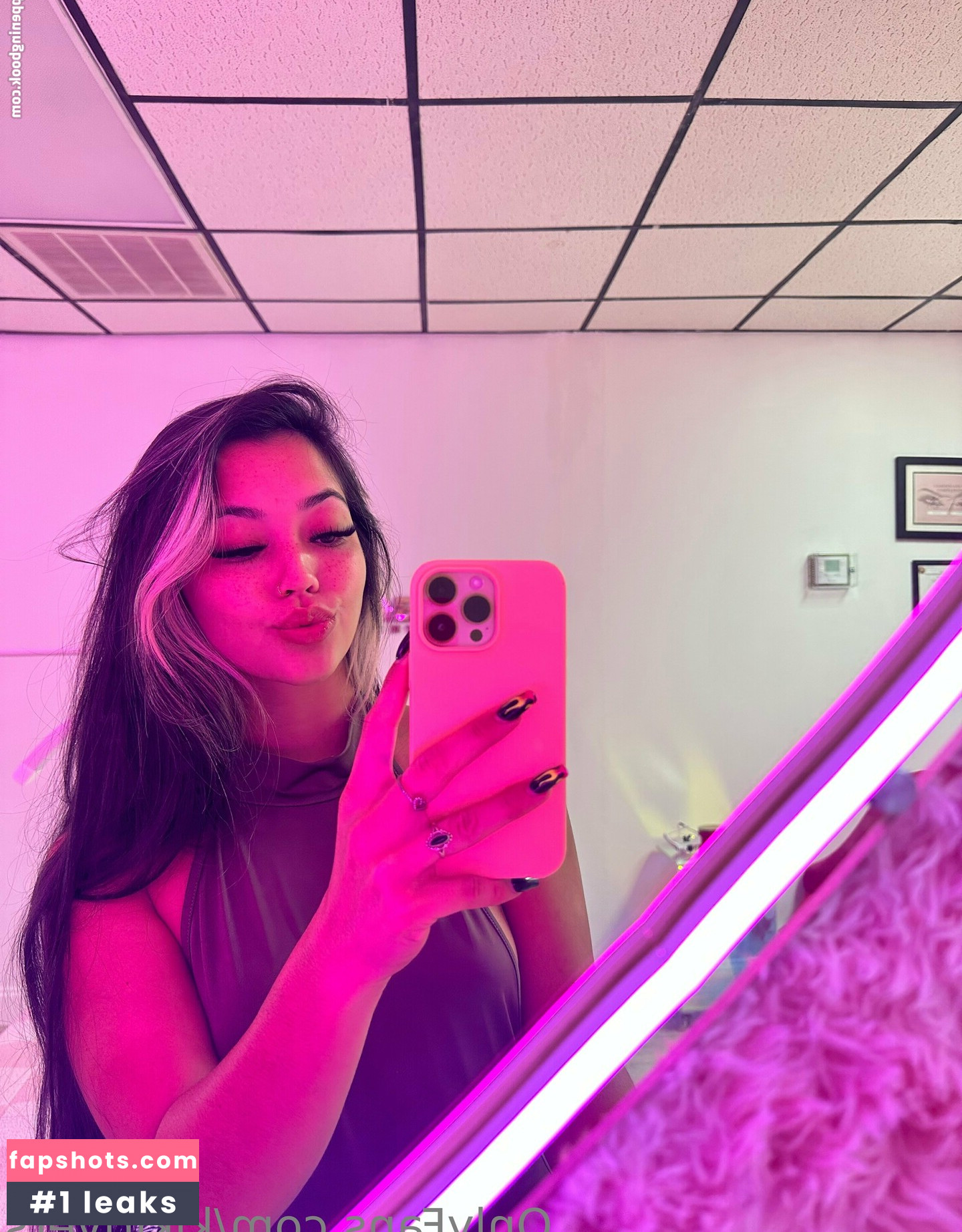 kikirivers Nahé úniky fotek pouze od fanoušků #35 - Fapshots