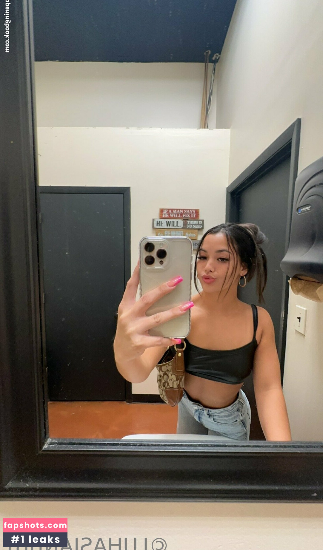 kikirivers Nahé úniky fotek pouze od fanoušků #38 - Fapshots