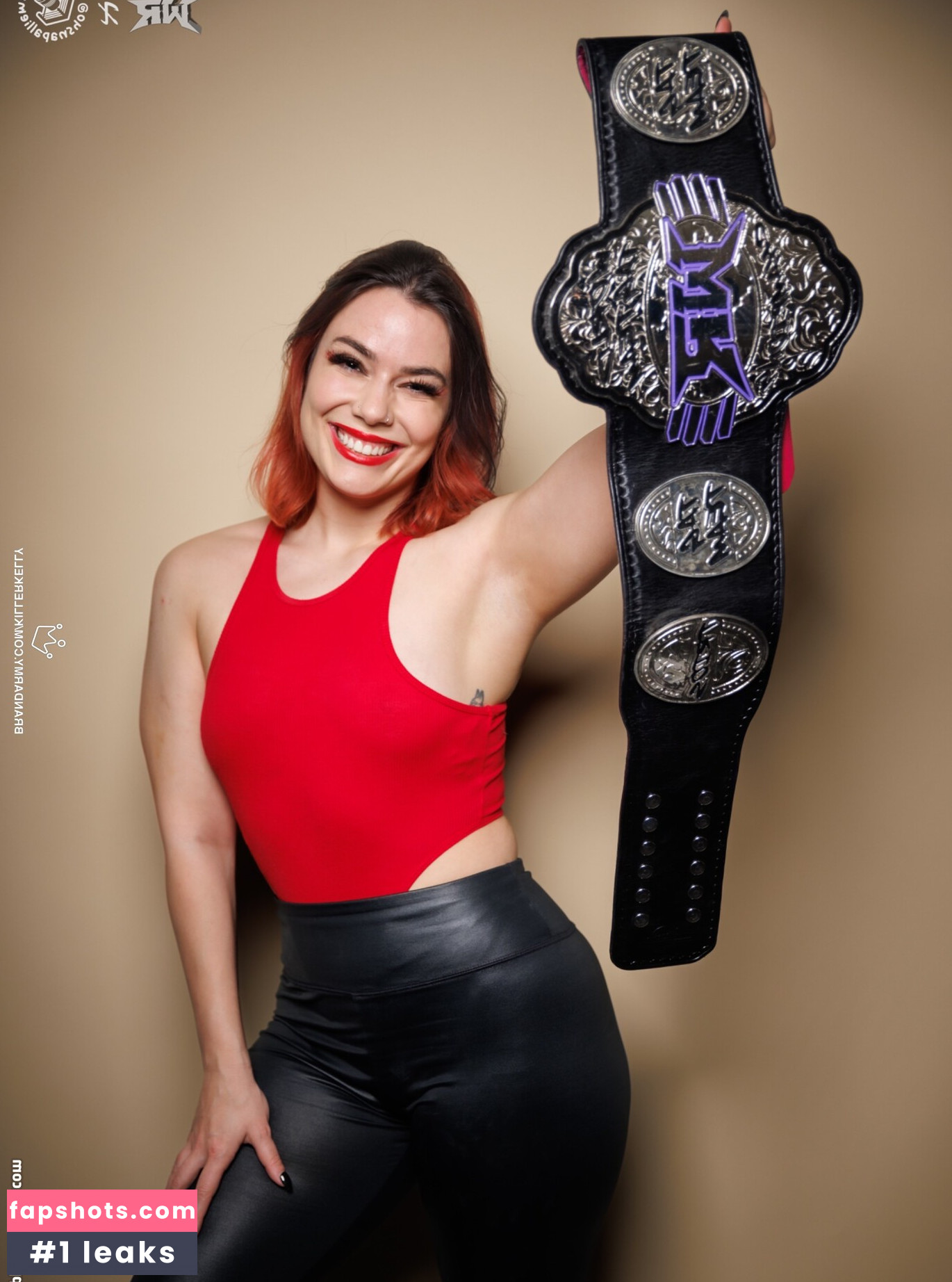 Killer Kelly gallery photo #23