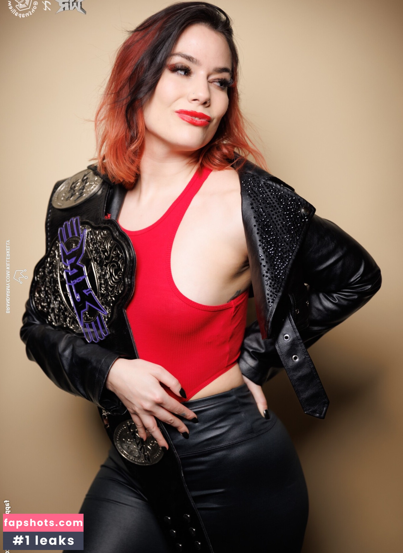 Killer Kelly gallery photo #27