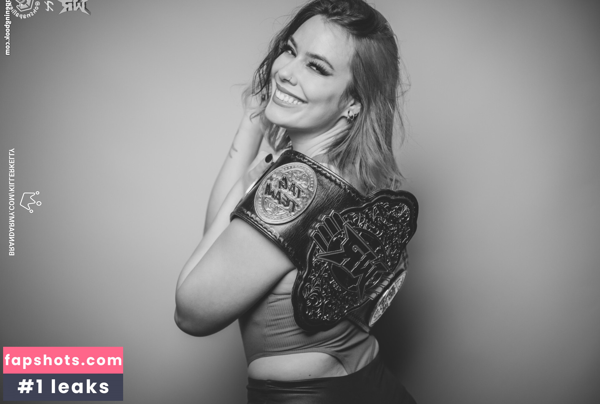 Killer Kelly gallery photo #28