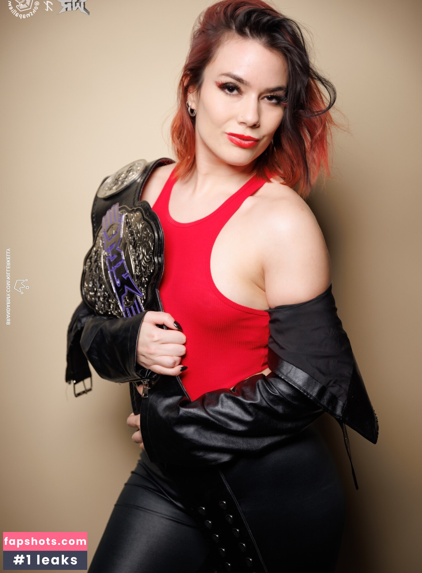 Killer Kelly gallery photo #30