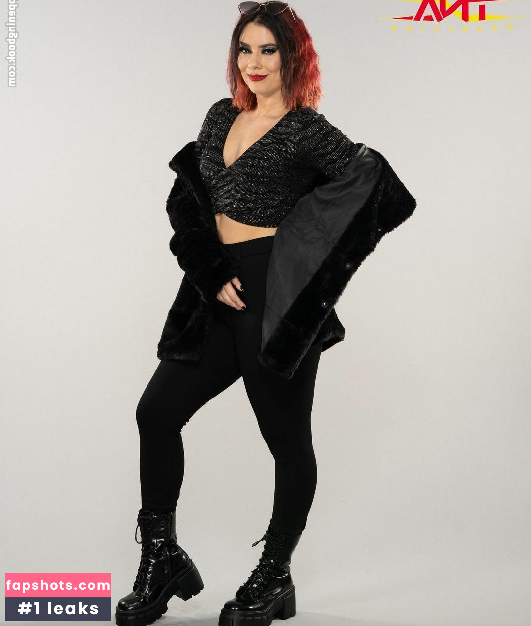 Killer Kelly gallery photo #32