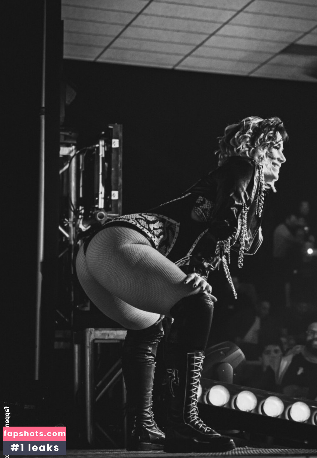 Killer Kelly gallery photo #53