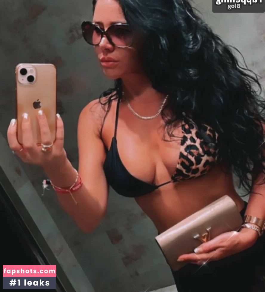 Kim Beeker gallery photo #3