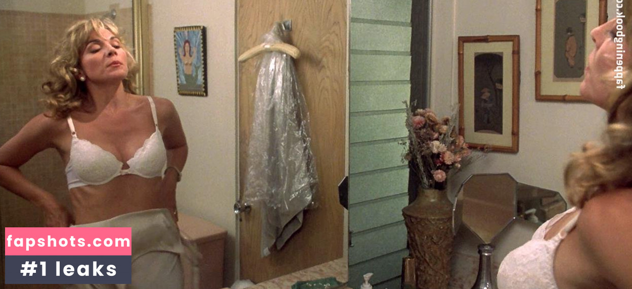 Kim Cattrall gallery photo #141